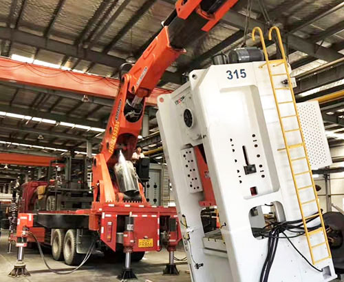 筠连提升工作效率，选择优质折臂吊租赁服务