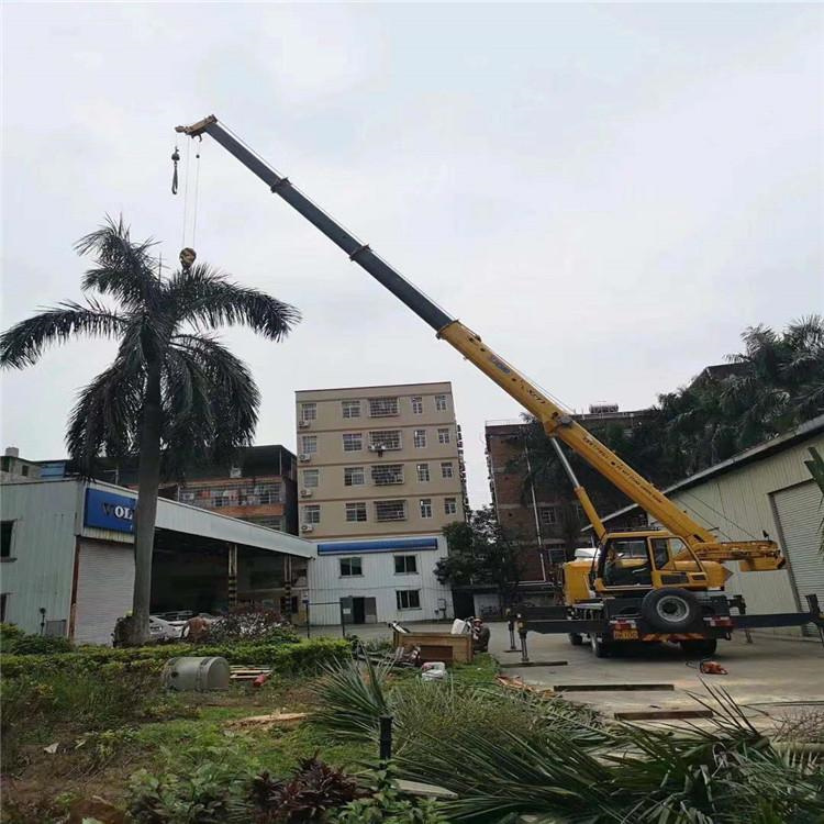 筠连12吨吊车出租一天的收费标准是什么