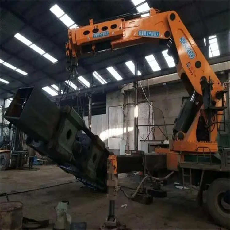 筠连200吨折臂吊出租