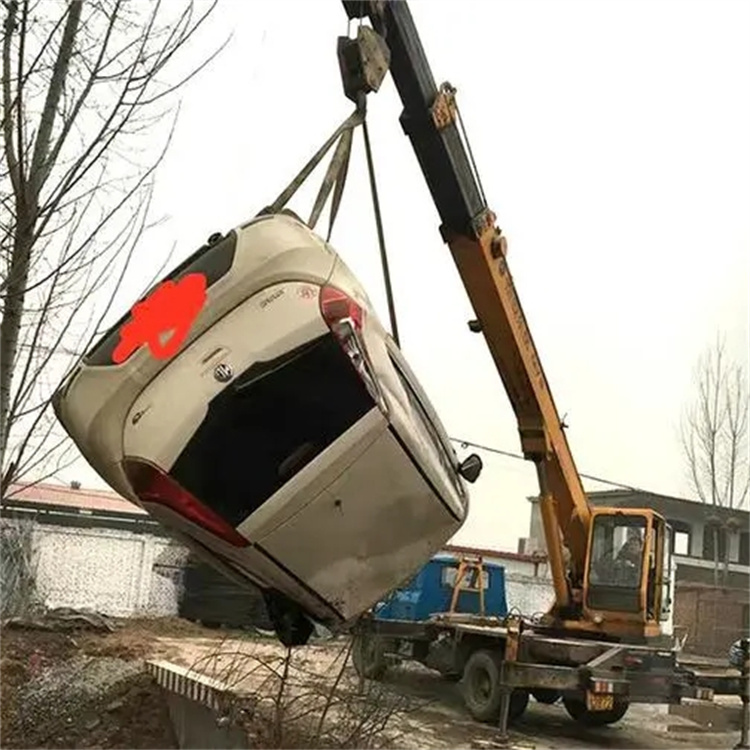 筠连随时待命，吊车24小时道路救援服务全解析